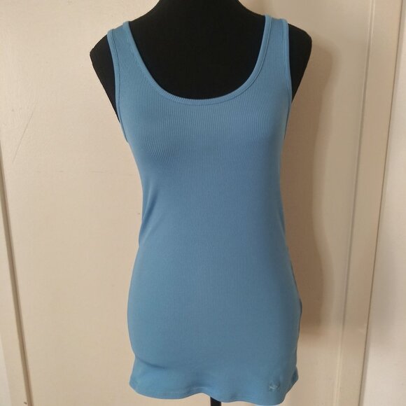 Under Armour Women’s Blue HeatGear Fitted Tank Top Size Medium - Picture 1 of 8